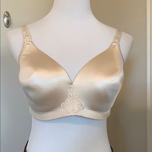 Bravado convertible nursing bra. Great condition!